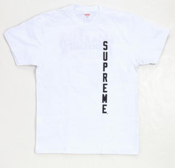 通気性が良いシュプリーム コピー 通販  存在感がいっぱいTシャツ   .