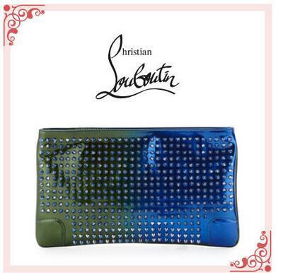実用的なクリスチャン ルブタン Christian Louboutin Loubiposh Spikes Patent　注目のクラッチバッグ