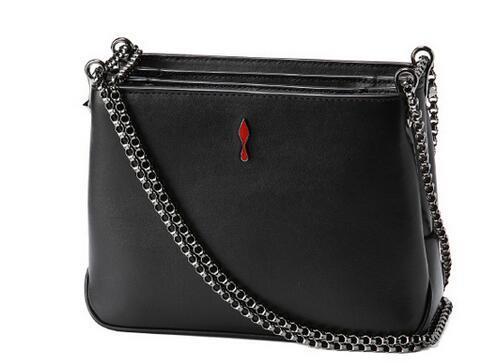 大人気　Christian Louboutin ルブタンスーパーコピー 機能性あるショルダーバッグ ブラック .