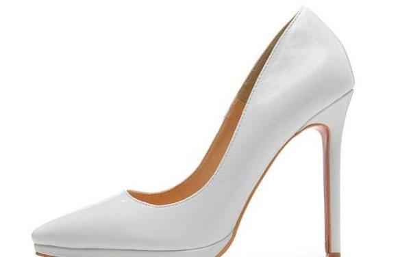 素敵な配色 Christian Louboutinルブタン コピー  ヒールのエレガントなレディースパンプス.