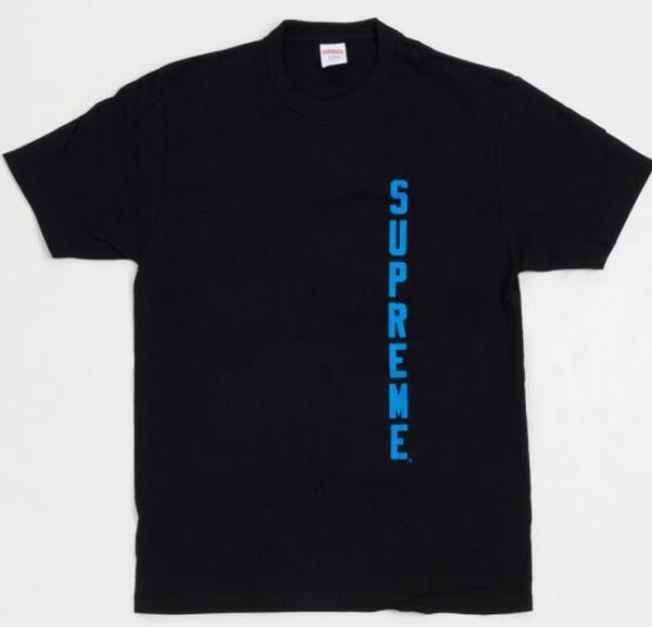 デザインの機能性が高いシュプリーム  愛用できるスラッシャーTシャツ   .