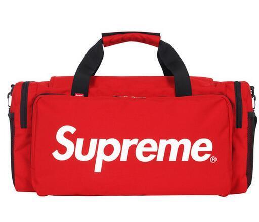 実用性に溢れるアイテム　Supreme シュプリーム  ダッフル　活躍　バッグ.