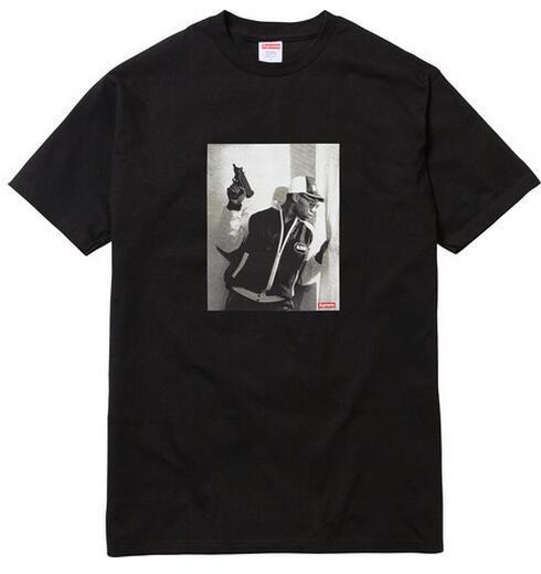 シュプリーム コピー 通販ケーアールエスワン 快適に 定番のＴシャツ　ブラック.