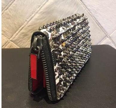 Christian Louboutin 新作　ルブタン コピー　PANETTONE 高耐水　長財布 .
