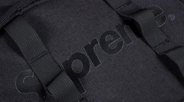 実用性に溢れるアイテム　Supreme  デニールコーデュラバックパック　柔軟で柔らか　バッグ.