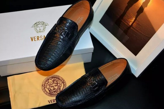 VERSACEヴェルサーチ偽物男性革靴シューズ