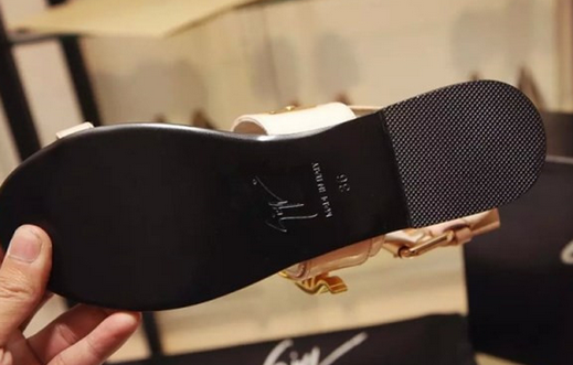 Giuseppe.Zジュゼッペザノッティ偽物新品女性サンダル