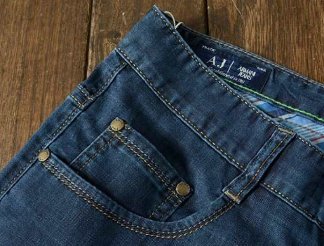 ARMANIアルマーニ スーパーコピー人気大定番ストレートデニムパンツ