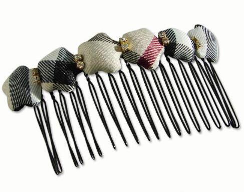 バーバリー コピー品激安 専用格子生地 ヘアコーム ヘアアクセサリー
