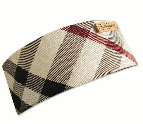 BURBERRY バーバリー 偽物チェック ヘアバレッタ ヘアアクセサリー
