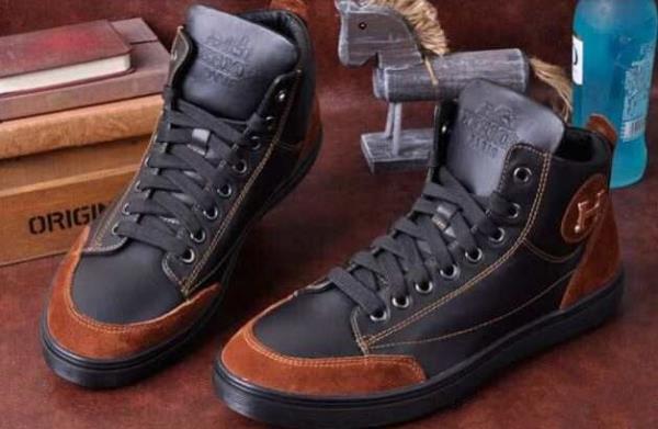 HERMES エルメス偽物 スニーカー