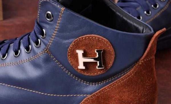 HERMES エルメス偽物 スニーカー