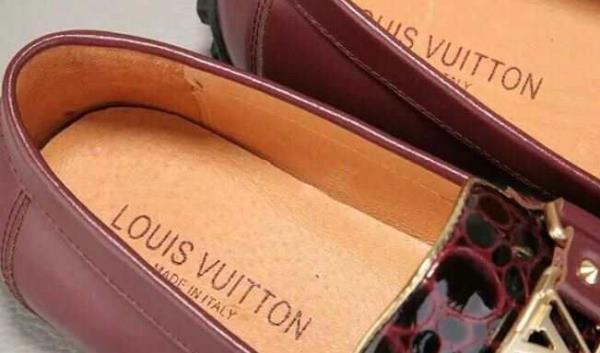 LOUIS VUITTON ルイ ヴィトン  カジュアルシューズ