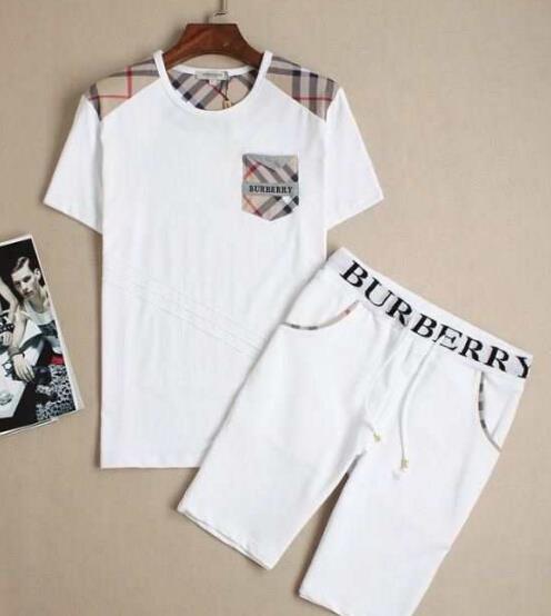 BURBERRY バーバリー 偽物 半袖Tシャツ