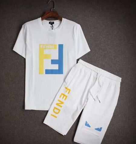 FENDI フェンディ 偽物 半袖Tシャツ