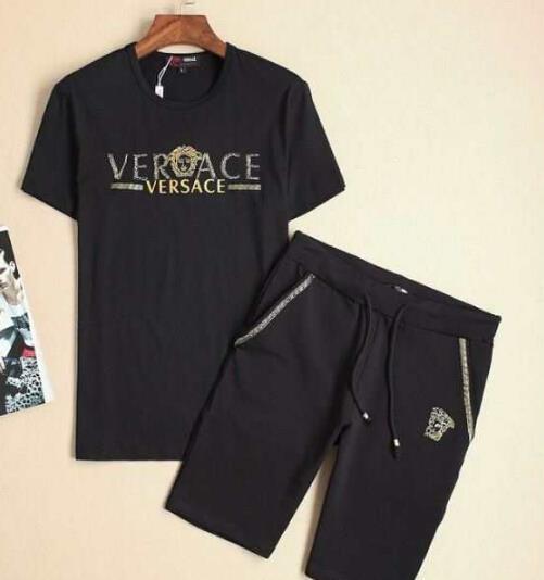 VERSACE ヴェルサーチ 偽物 半袖Tシャツ
