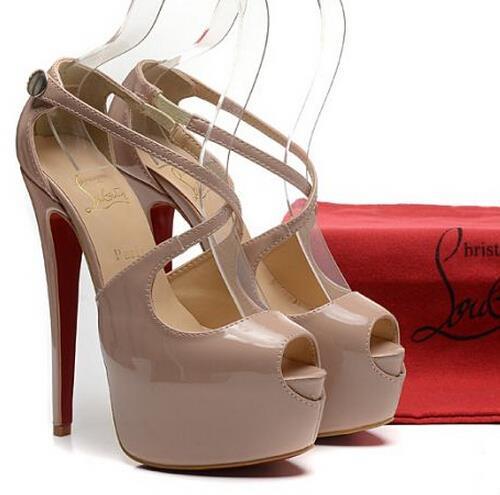 Christian Louboutinクリスチャンルブタン エナメル革 サンダル 