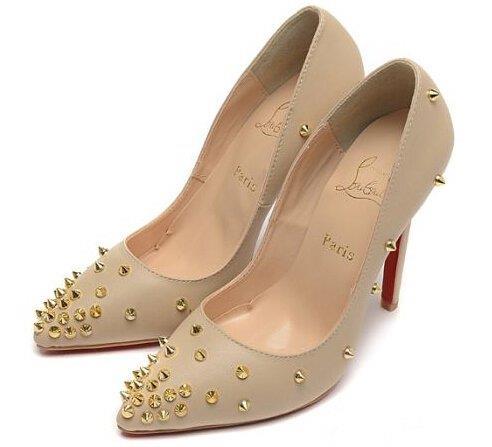 Christian Louboutinクリスチャンルブタン  コピー通販 とんがりトウ ハイヒール