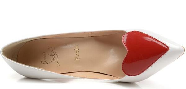 Christian Louboutinクリスチャンルブタン エナメル革 パンプス