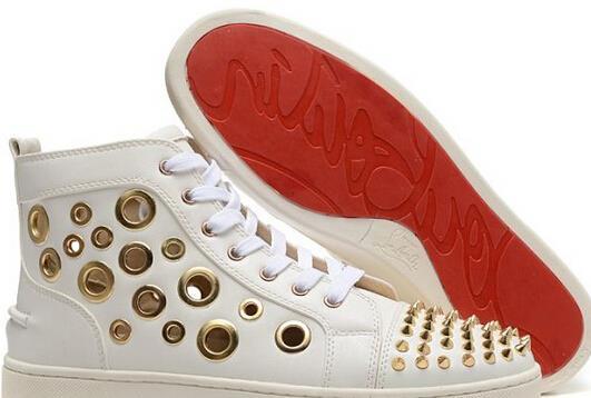 Christian Louboutinクリスチャンルブタン  スパイク 透気快適な履き心地 スニーカー