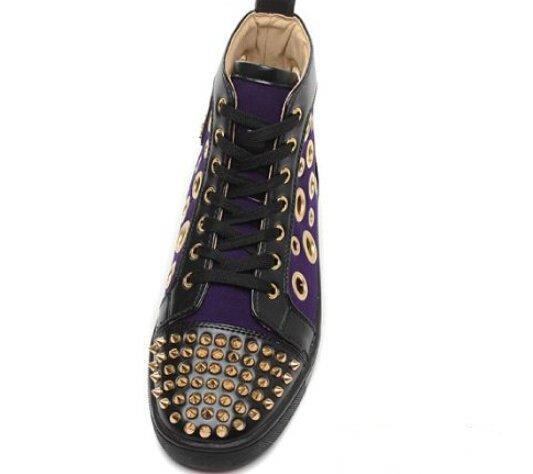 Christian Louboutinクリスチャンルブタン スパイク 穴が付くデザイン スニーカー