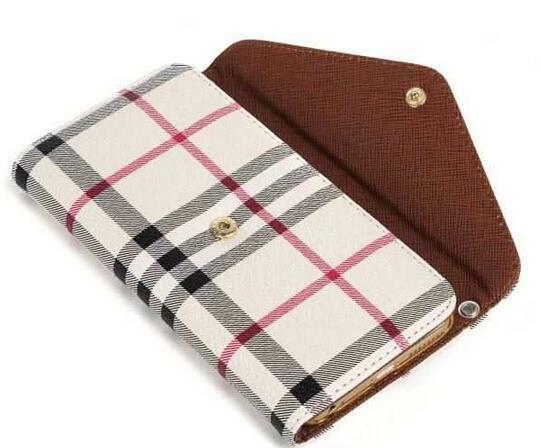 バーバリー iPhone5/5S 専用携帯ケース