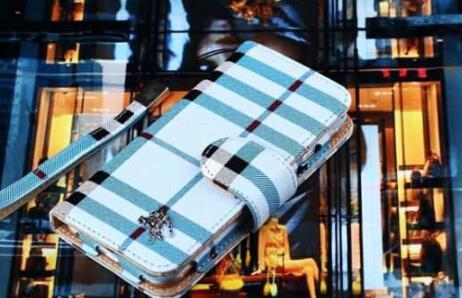 BURBERRY バーバリー iPhone6 専用携帯ケース
