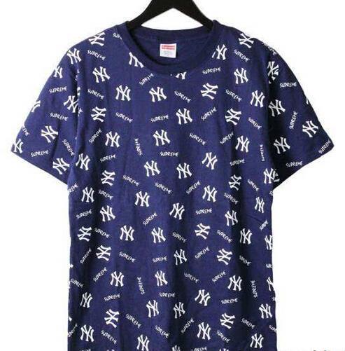 SUPREME シュプリーム 半袖Tシャツ