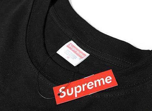 SUPREME シュプリーム 半袖Tシャツ