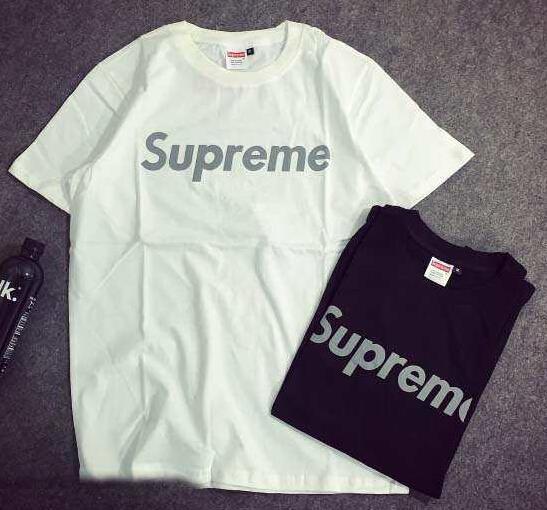 SUPREME シュプリーム 欧米韓流/雑誌 半袖Tシャツ