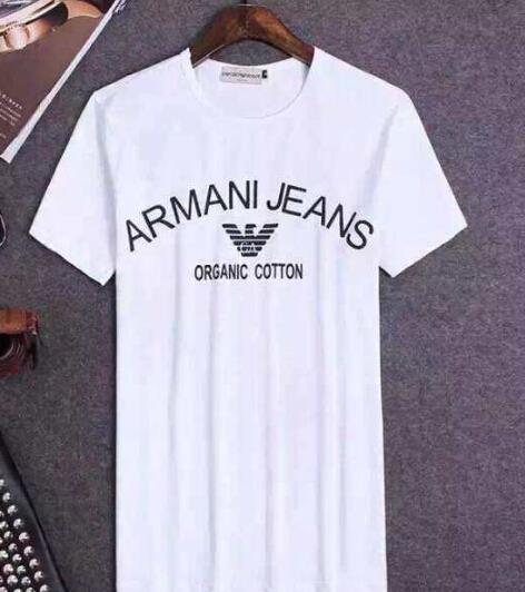 ARMANIアルマーニTシャツ