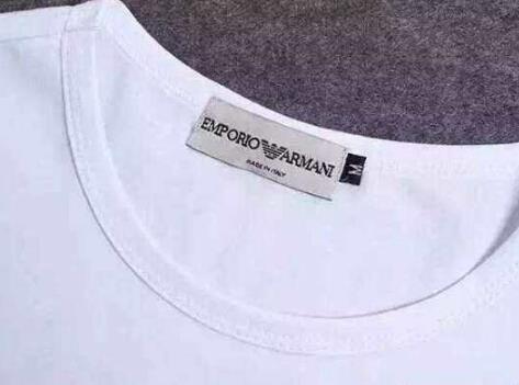 ARMANIアルマーニTシャツ