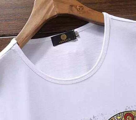 VERSACE ヴェルサーチ 半袖Tシャツ