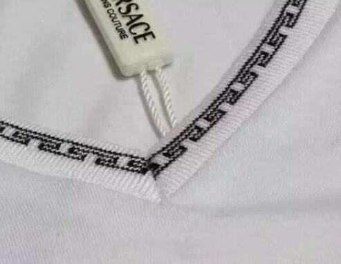VERSACE ヴェルサーチ 半袖Tシャツ