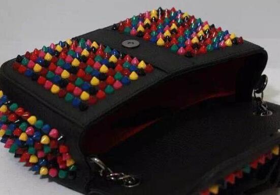 クリスチャンルブタン Christian Louboutin カラースパイク ショルダーバッグ