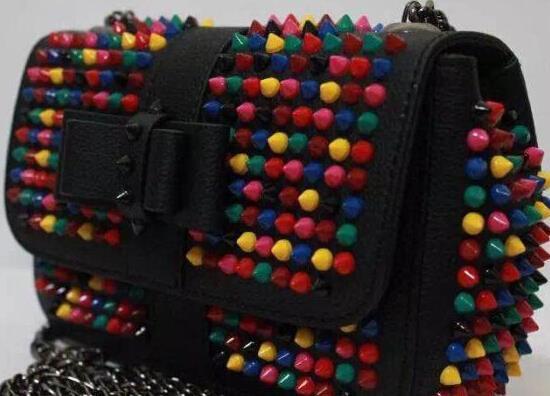 クリスチャンルブタン Christian Louboutin カラースパイク ショルダーバッグ