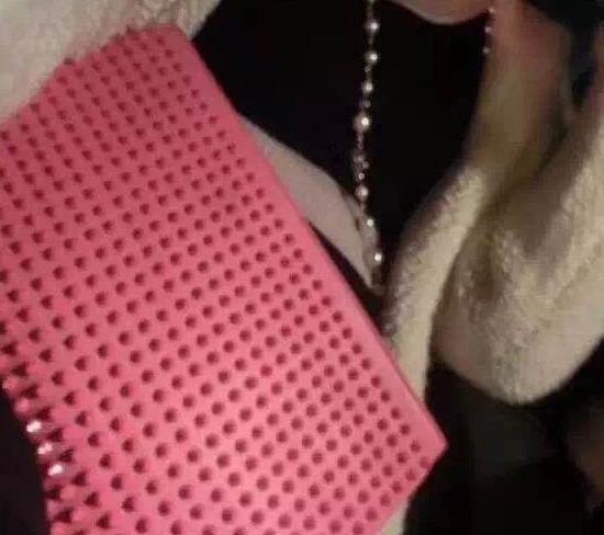 クリスチャンルブタン Christian Louboutin スパイク ショルダーバッグ