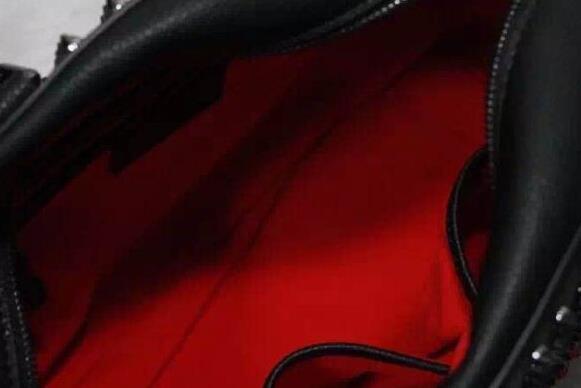 クリスチャンルブタン Christian Louboutin カラースパイク ショルダーバッグ