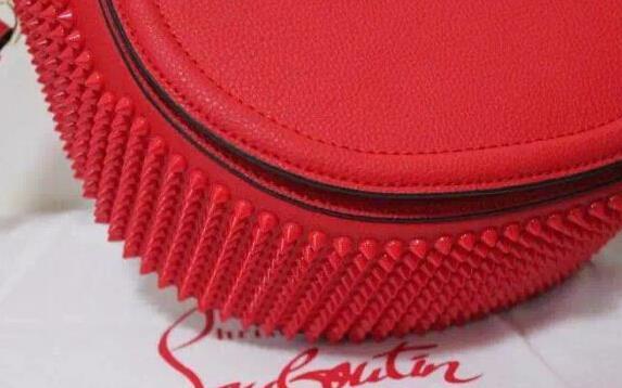クリスチャンルブタン Christian Louboutin スパイク ショルダーバッグ