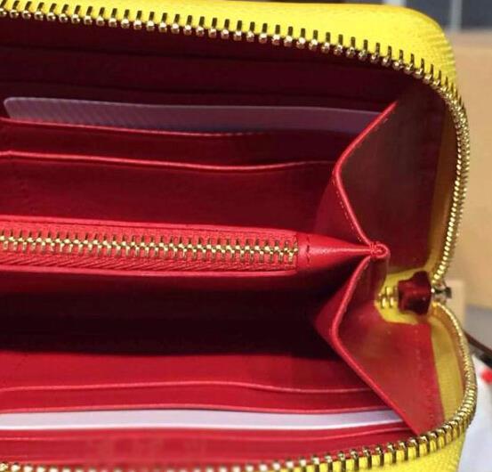 クリスチャンルブタン Christian Louboutin スパイク財布