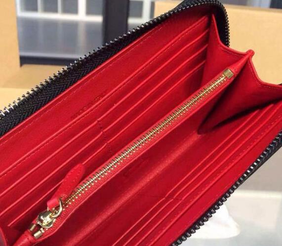 クリスチャンルブタン Christian Louboutin カラースパイク財布