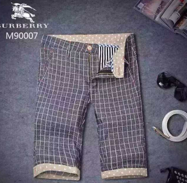 BURBERRY バーバリーショートパンツ