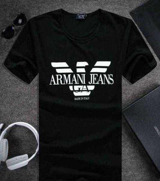 ARMANI アルマーニ 高級感ある 半袖Tシャツ