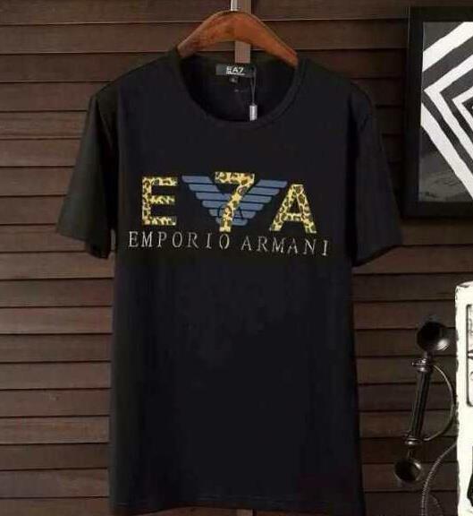 ARMANI アルマーニ 高級感を引き立てる 半袖Tシャツ