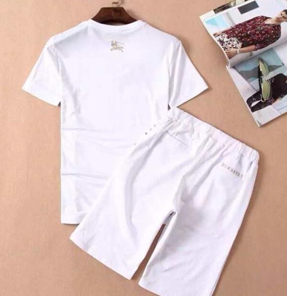  BURBERRY バーバリー 半袖Tシャツ 上下セット
