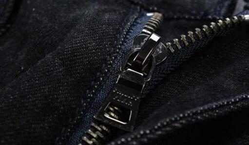  PHILIPP PLEIN フィリッププレイン スキニーパンツ 