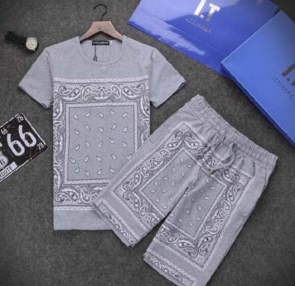 Dolce&Gabbanaドルチェ＆ガッバーナ 半袖Tシャツ 上下セット