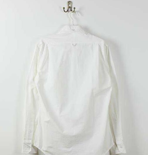  ▼INFORMATION▼ 伸縮性	透け感	生地の厚み あり/なし あり/なし 厚い/普通/薄い ※当店スタッフの個人的な感想になります。お客様により、素材感の好み、サイズの感じ方は異なりますので、ご参考ください。  ▼サイズ表(単位cm)▼＊多少の誤差はご了承ください 表記サイズ バスト 肩幅 着丈 袖丈 0=S 100 39 72 61 1=M 104 41 74 63 2=L 108 43 76 65 3=XL 112 45 78 67 ▼コメント▼ fukushowへようこそ、ショッピングを楽しみに  ▲ レディース 館の商品は一緒に発注出来る ▲ＨＰ未掲載品でも他店の商品でも発注出来る  ▲会員登録をせずに商品をご注文出来る下記のメールアドレスにご連絡ください。お問い合わせ先： agvolbuy@gmail.com  ▲当店からのメールが届かない場合お手数ですが、一度「迷惑メール」フォルダーをご確認くださいまたはURL付きメール拒否設定を解除した後、ご注文を頂けますようお願い申し上げます  上質 大人気！ トムブラウン thom browne  