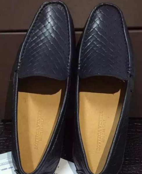  BOTTEGA VENETA ボッテガ ブランド 軽量で疲れにくい ビジネスシューズ