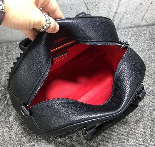 超人気 Christian Louboutin クリスチャン ルブタンスーパーコピー PANETTONE 素敵なブラックス